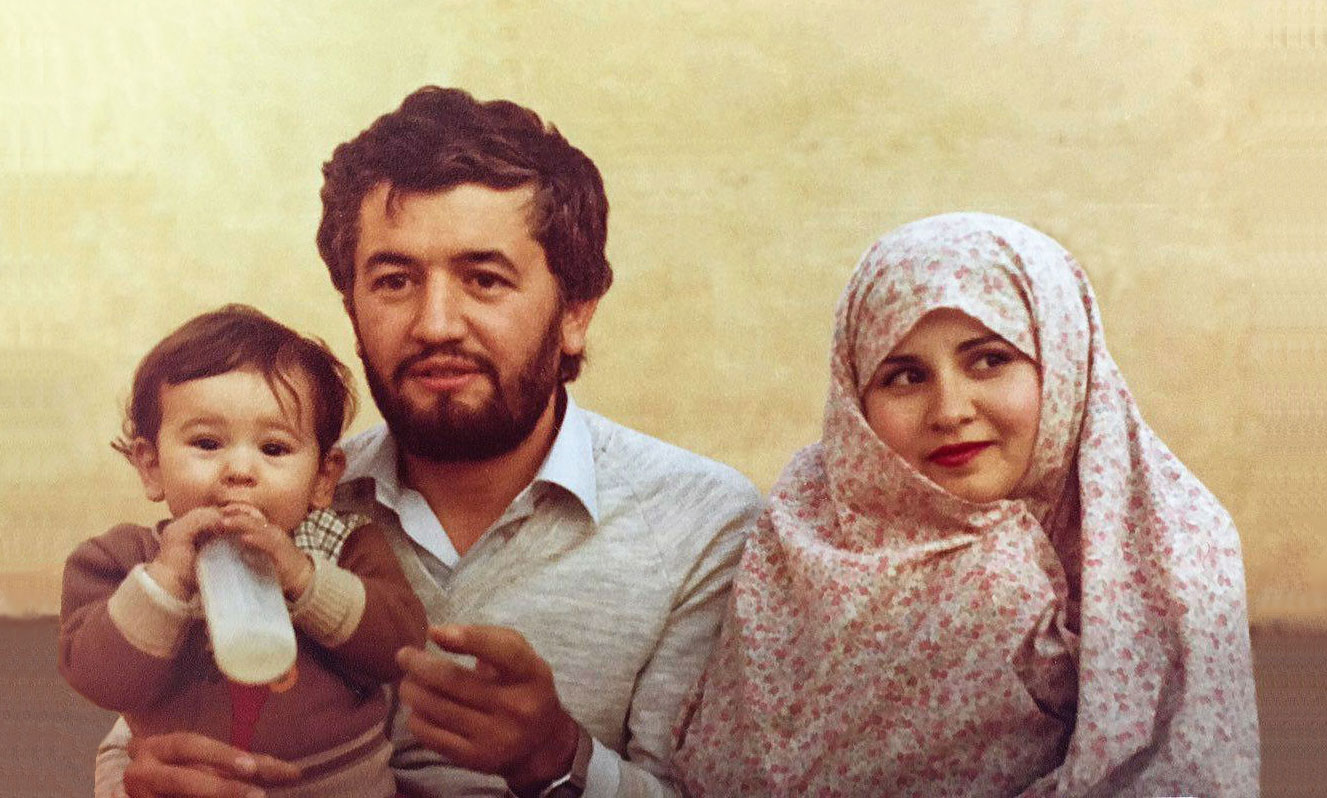 من به همراه والدینم، سال ۱۳۶۲